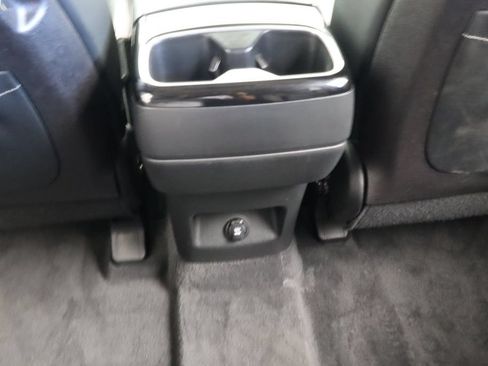 Used 2024 Kia Telluride S w/ S Sunroof Package FWD image 33