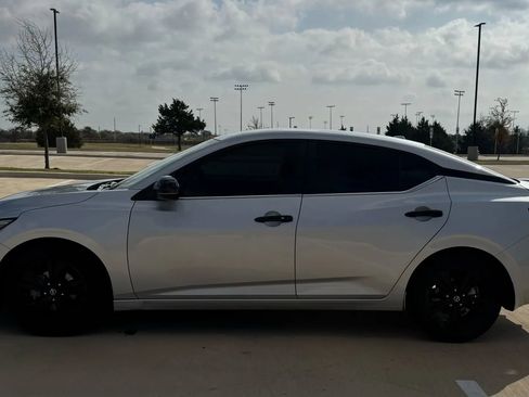 Used 2023 Nissan Sentra SV image 13