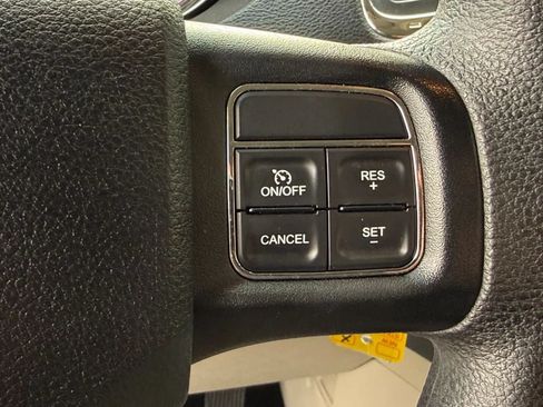 Used 2013 Dodge Grand Caravan SXT FWD image 23