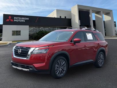 Used 2024 Nissan Pathfinder SL w/ SL Premium Package