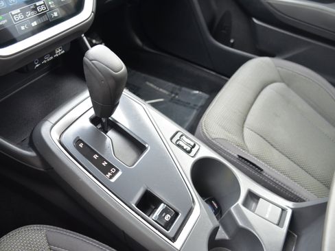 Used 2024 Subaru Crosstrek 2.0i Premium image 10