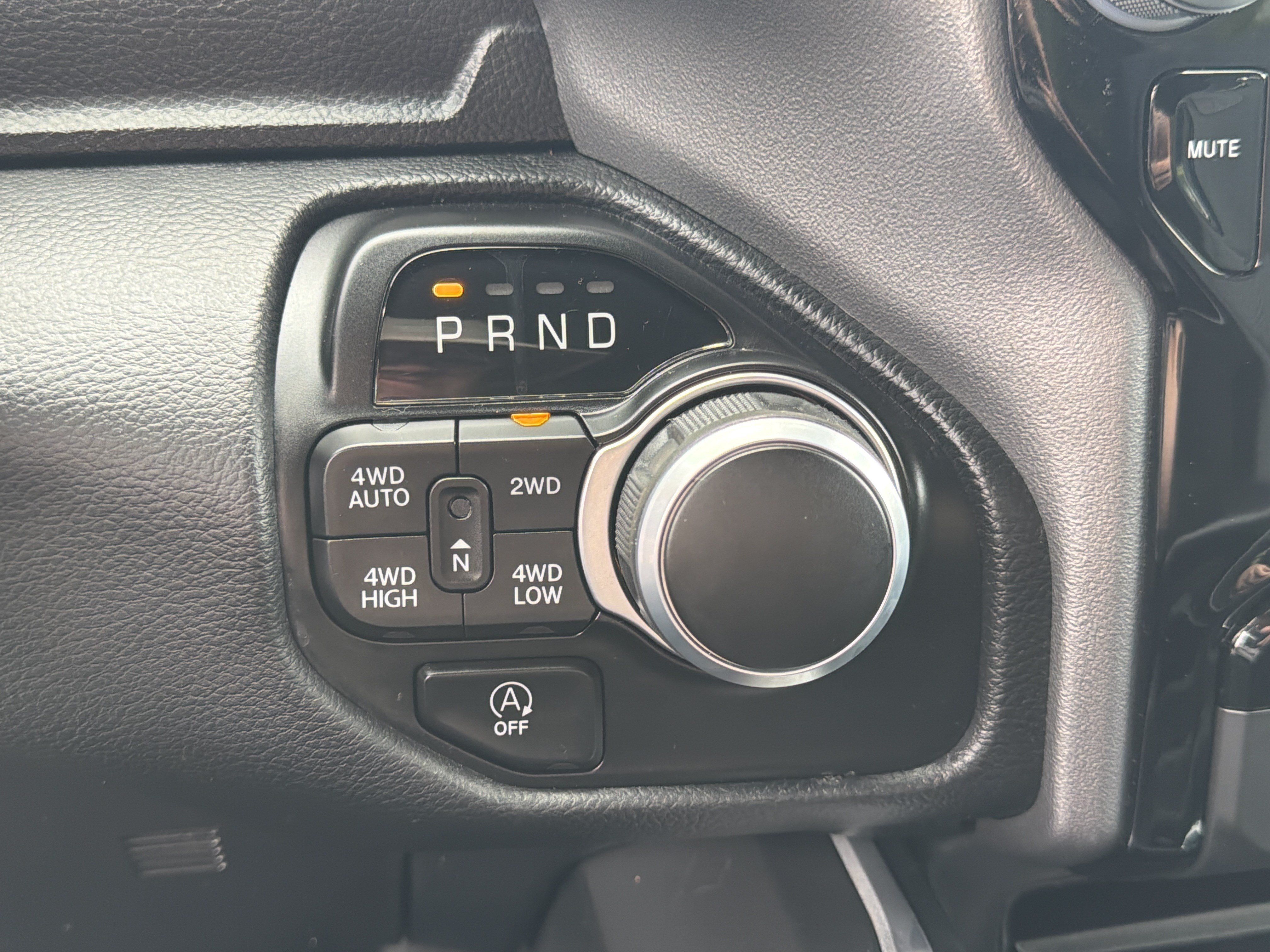 Used 2023 RAM 1500 Big Horn AWD/4WD image 37
