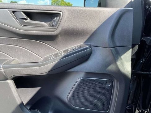 Used 2025 Ford Escape Active FWD image 11