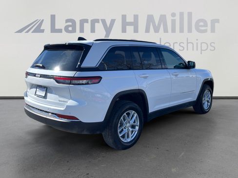 New 2026 Jeep Grand Cherokee Laredo X image 5