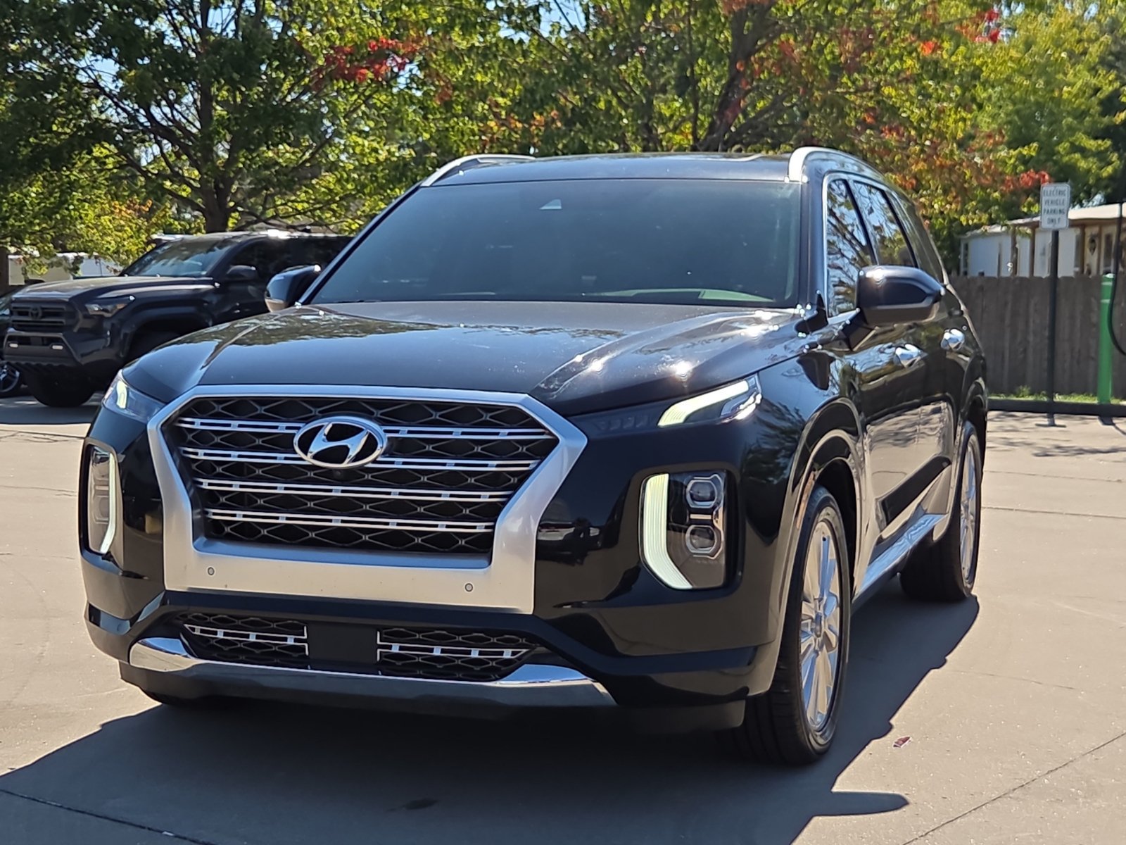 Used 2020 Hyundai Palisade Limited AWD/4WD image 2