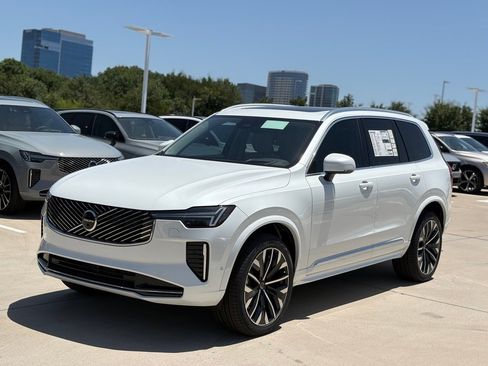 New 2026 Volvo XC90 B6 Ultra w/ Protection Package image 2