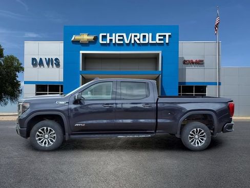 Used 2022 GMC Sierra 1500 AT4 w/ AT4 Premium Package AWD/4WD image 6
