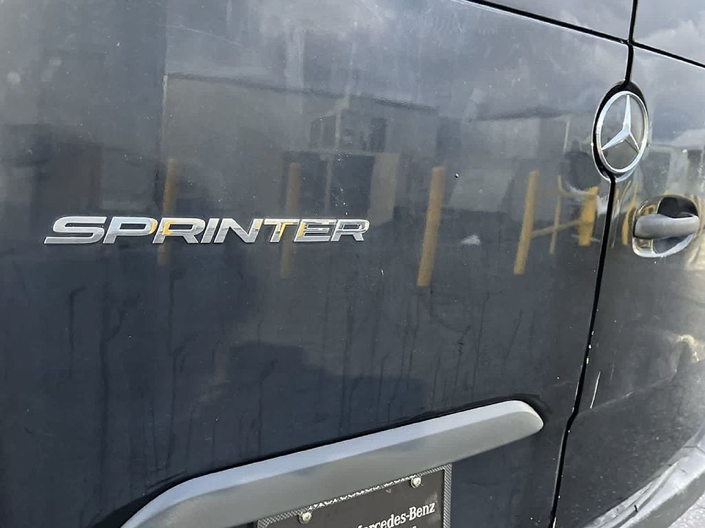 Used 2019 Mercedes-Benz Sprinter 2500 image 19