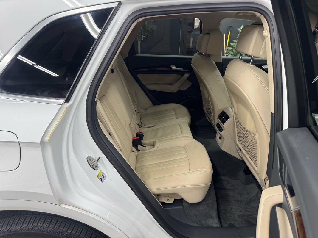 Used 2018 Audi Q5 2.0T Premium Plus w/ Premium Plus Package AWD/4WD image 17