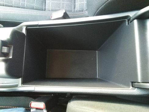 Used 2024 Honda HR-V Sport image 18