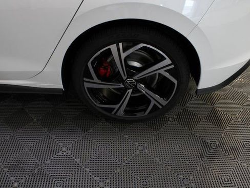 New 2026 Volkswagen GTI SE image 22