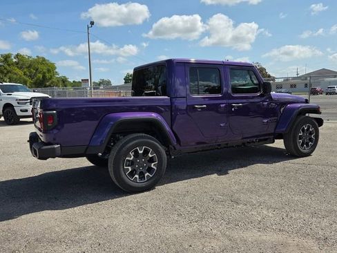 Used 2026 Jeep Gladiator Sport image 8