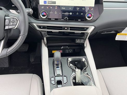 New 2026 Lexus RX 350h image 10