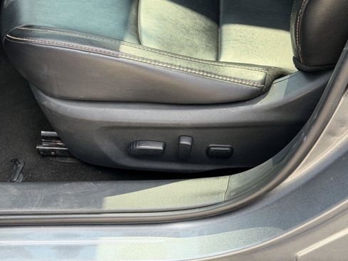 Used 2021 Nissan Sentra SR w/ SR Premium Package FWD image 14
