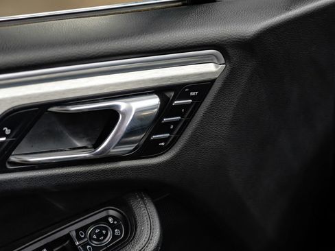 Used 2017 Porsche Macan S image 52