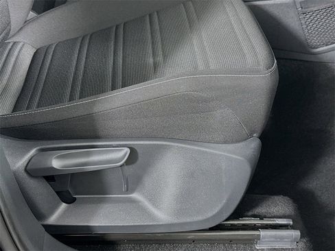 Used 2024 Volkswagen Tiguan S image 23