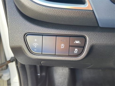 Used 2023 Kia Seltos Nightfall Edition image 16