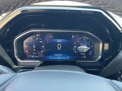 Used 2026 Chevrolet Silverado 1500 LT AWD/4WD image 18