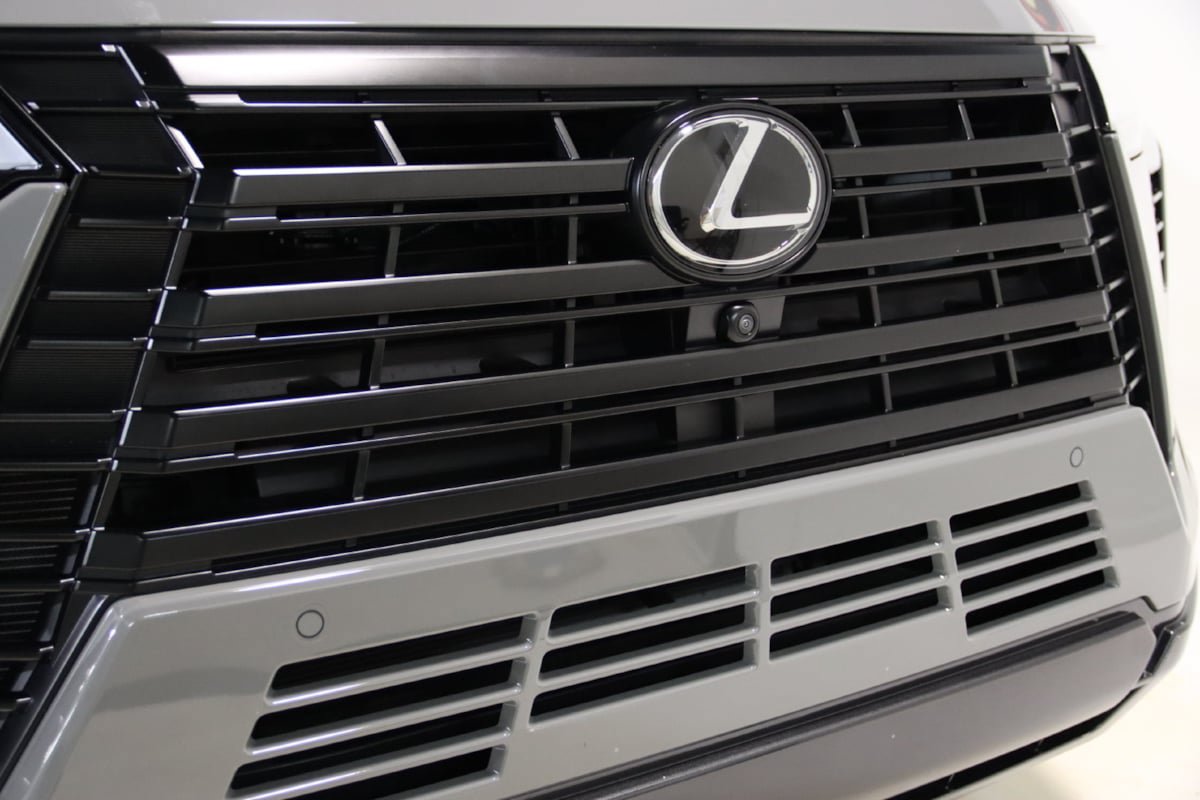 Used 2024 Lexus GX 550 w/ Accessory Package (2T) AWD/4WD image 26