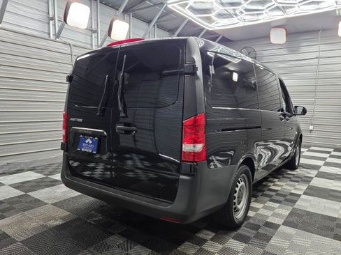 Used 2018 Mercedes-Benz Metris Passenger image 6