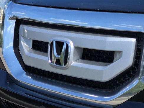 Used 2011 Honda Pilot EX-L image 12