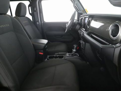 Used 2023 Jeep Wrangler Sahara image 29