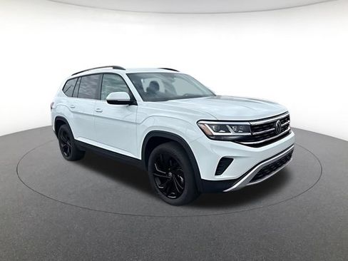 Used 2023 Volkswagen Atlas SE w/ Black Wheel Package AWD/4WD image 1