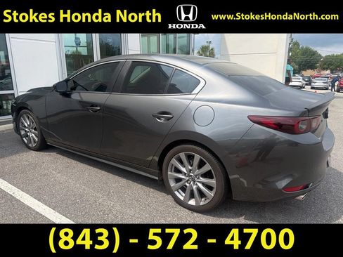 Used 2022 MAZDA MAZDA3 s FWD image 4