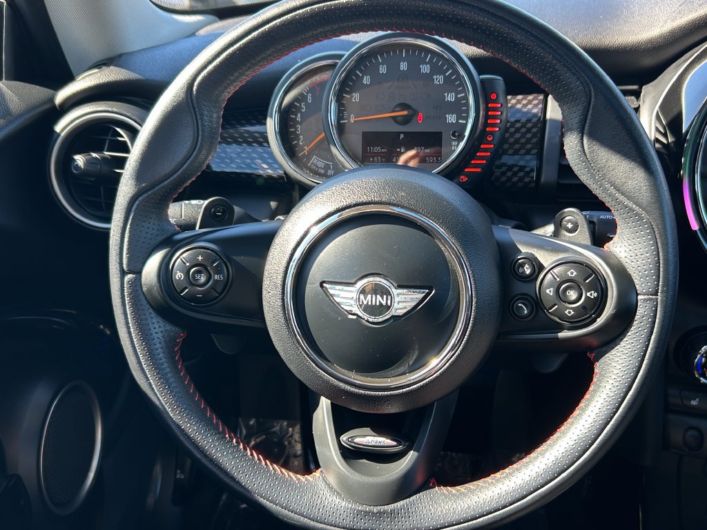 Used 2015 MINI Cooper S FWD image 18