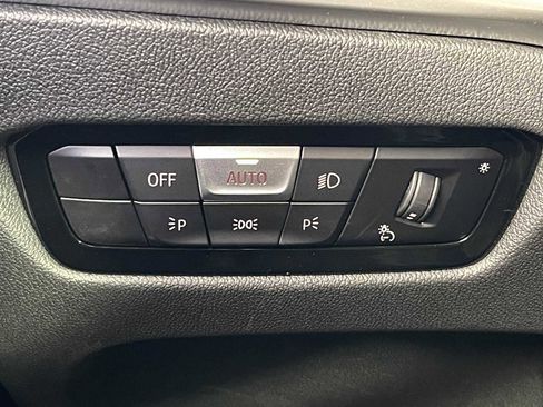 New 2026 BMW 330i Sedan w/ M Sport Package image 19