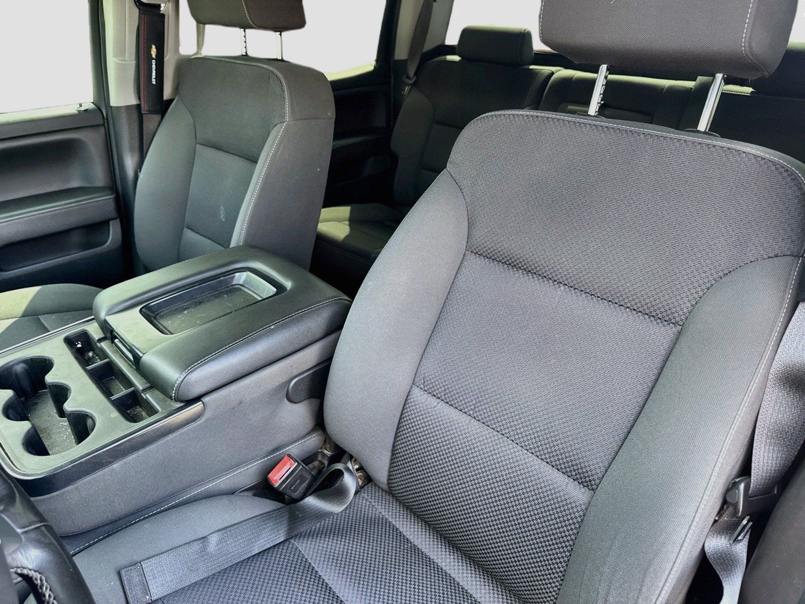 Used 2018 Chevrolet Silverado 1500 LT w/ LT Eassist Package RWD image 12