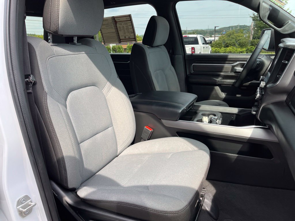 Used 2024 RAM 1500 Big Horn RWD image 28