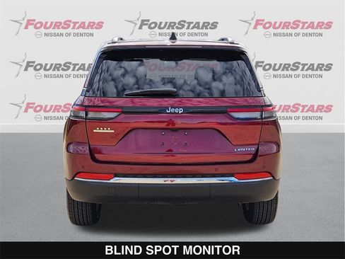 Used 2023 Jeep Grand Cherokee Limited image 5