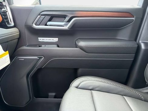 New 2026 GMC Sierra 1500 Denali w/ Denali Reserve Package AWD/4WD image 22