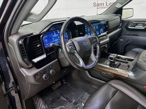 Used 2022 Chevrolet Silverado 1500 RST AWD/4WD image 10