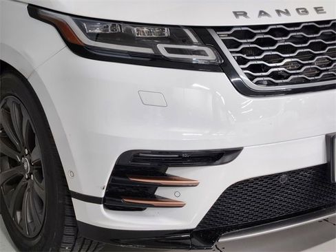 Used 2018 Land Rover Range Rover Velar R-Dynamic SE image 11