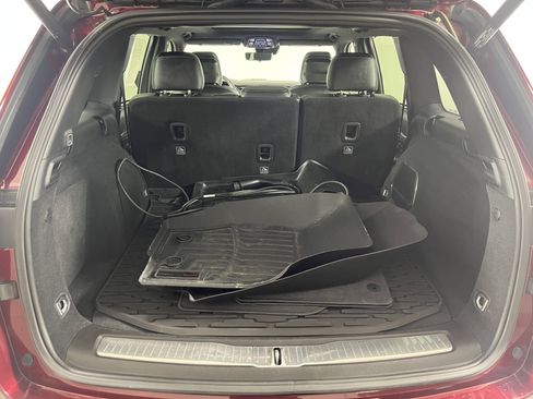 Used 2023 Jeep Grand Cherokee Overland w/ Advanced Protech Group III image 28