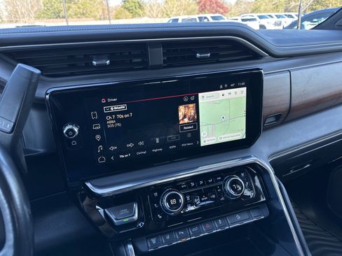 Certified 2024 GMC Sierra 2500 Denali Ultimate image 29