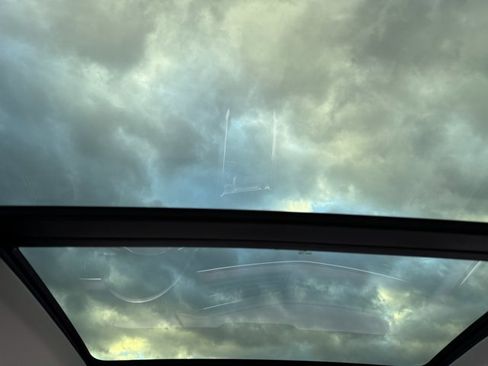 Certified 2024 Audi Q8 e-tron Premium Plus w/ Premium Plus Package image 15