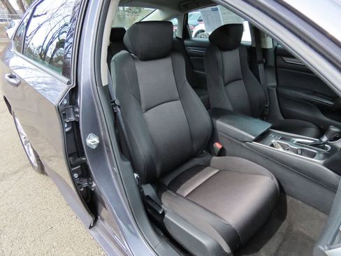 Used 2018 Honda Accord LX image 16