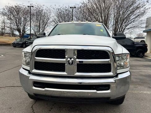 Used 2017 RAM 2500 Tradesman w/ Chrome Appearance Group AWD/4WD image 9