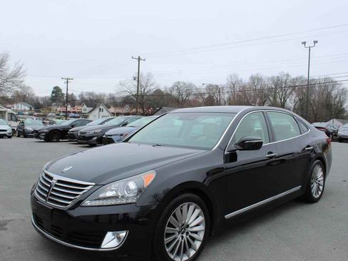 Used 2016 Hyundai Equus Signature image 1