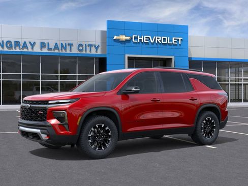 New 2026 Chevrolet Traverse Z71 w/ LPO, Floor Liner Package AWD/4WD image 2
