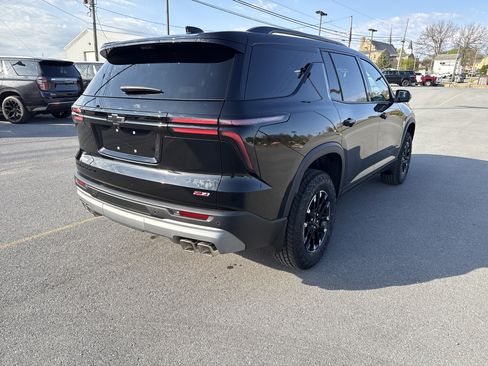 New 2026 Chevrolet Traverse Z71 w/ Driver Confidence Package image 3