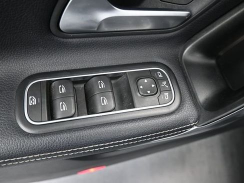 Used 2023 Mercedes-Benz CLA 250 4MATIC image 13