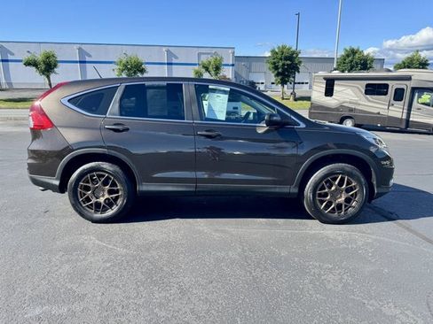 Used 2015 Honda CR-V LX image 3