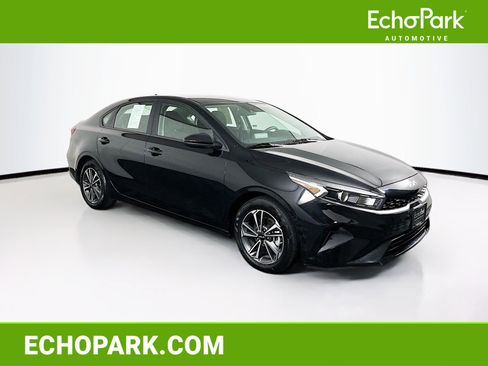 Used 2024 Kia Forte LXS image 1