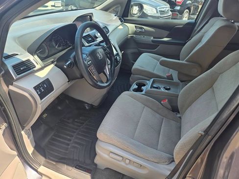 Used 2017 Honda Odyssey EX image 41