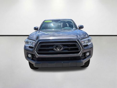 Used 2022 Toyota Tacoma SR5 RWD image 9