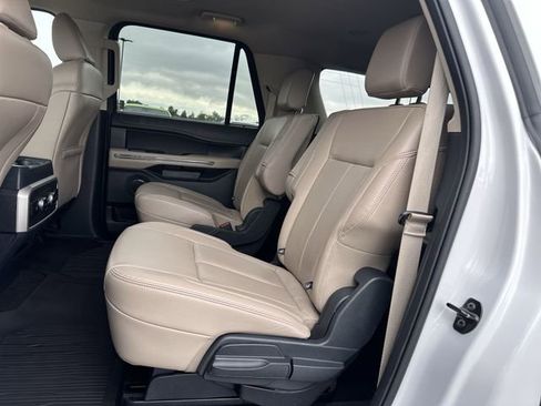 Used 2024 Ford Expedition Max XLT AWD/4WD image 28